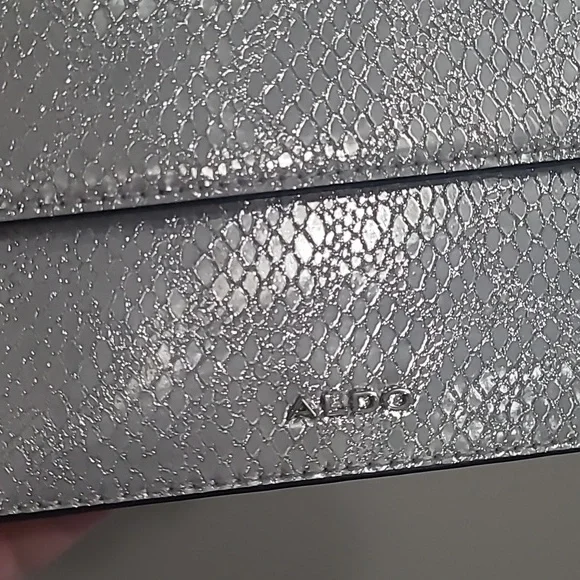 Aldo Silver Glam Shoulder Bag - Picture 3 of 5